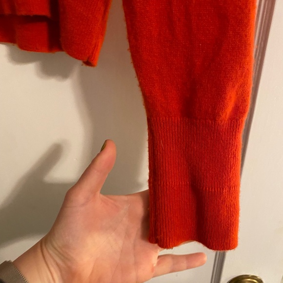 EVERLANE, Cashmere Mockneck in Bright Poppy Red, size M - Picture 6 of 6